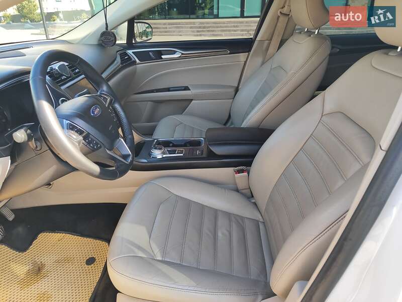 Седан Ford Fusion 2017 в Хмельницком