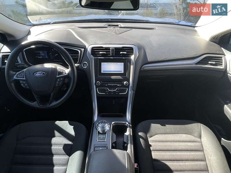Седан Ford Fusion 2017 в Киеве