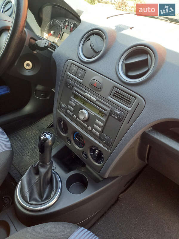 Хетчбек Ford Fusion 2009 в Рівному