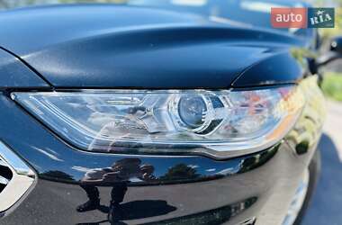 Седан Ford Fusion 2020 в 