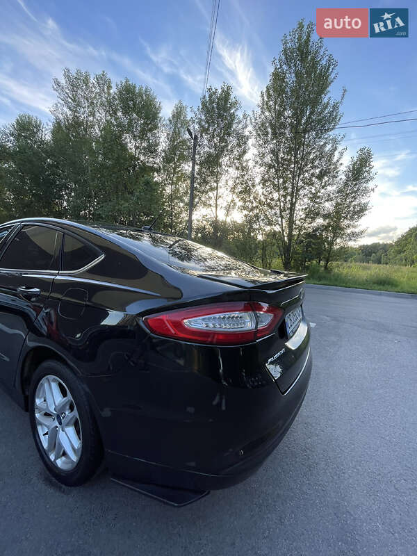 Седан Ford Fusion 2014 в Чернигове