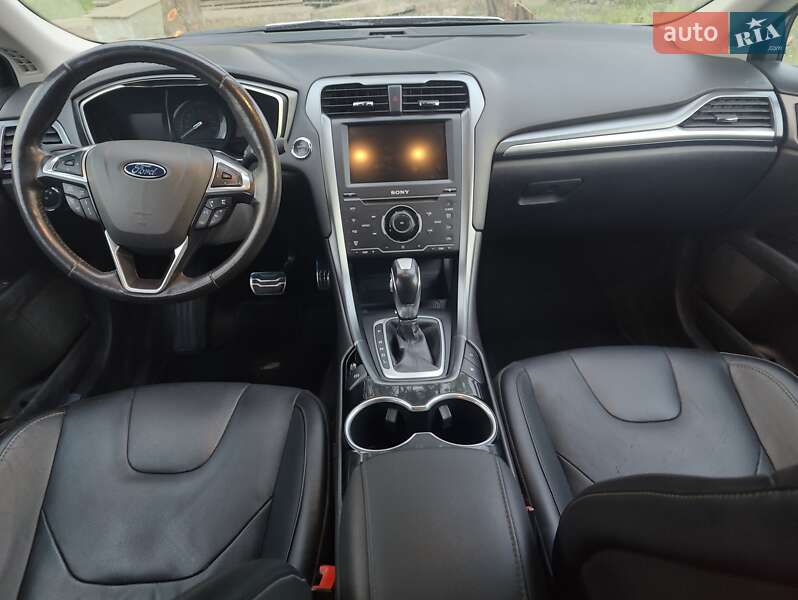 Седан Ford Fusion 2015 в Днепре