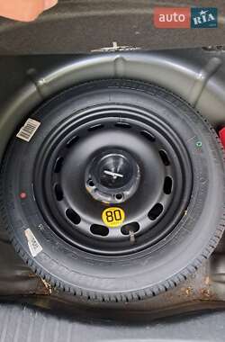 Хэтчбек Ford Fusion 2008 в 