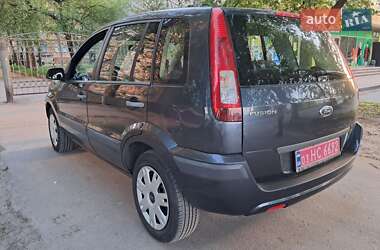 Хэтчбек Ford Fusion 2008 в 