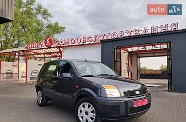 Хэтчбек Ford Fusion 2008 в 