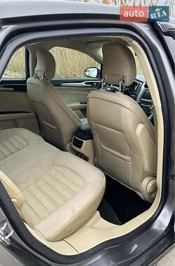 Седан Ford Fusion 2014 в 