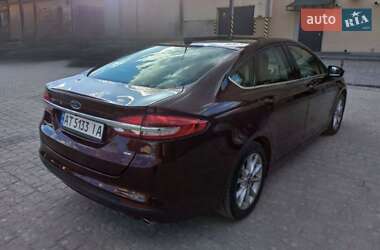 Седан Ford Fusion 2016 в 