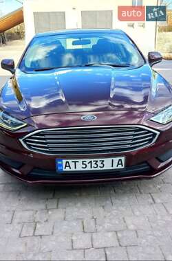 Седан Ford Fusion 2016 в 