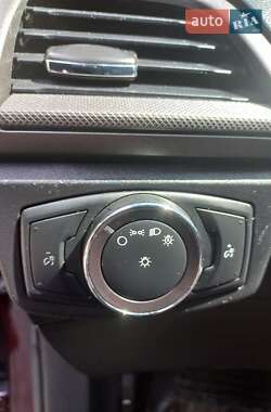Седан Ford Fusion 2016 в 