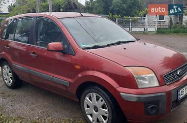 Хэтчбек Ford Fusion 2005 в 