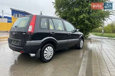 Хэтчбек Ford Fusion 2011 в 