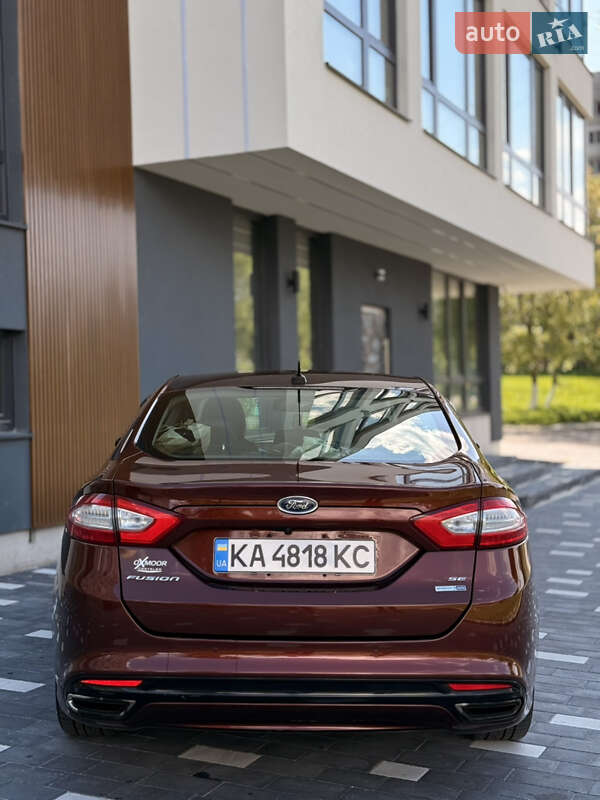 Седан Ford Fusion 2015 в Трускавце
