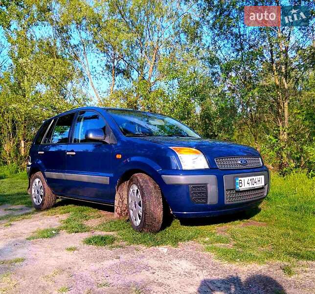 Седан Ford Fusion 2010 в Лубнах