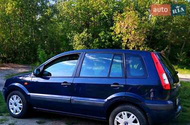 Седан Ford Fusion 2010 в Лубнах