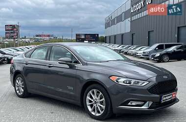 Седан Ford Fusion 2017 в 
