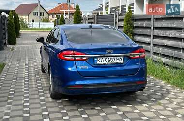 Седан Ford Fusion 2017 в 