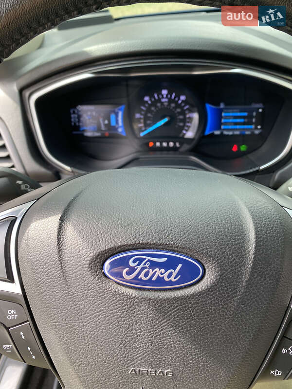 Седан Ford Fusion 2018 в Києві