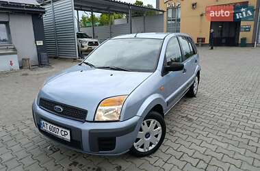 Хэтчбек Ford Fusion 2007 в 