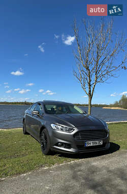 Седан Ford Fusion 2013 в 