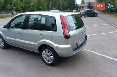 Хэтчбек Ford Fusion 2009 в 