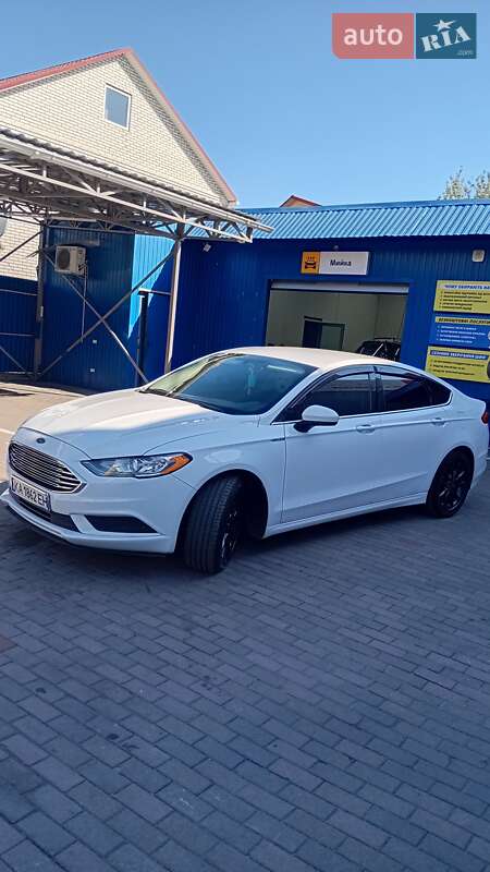 Седан Ford Fusion 2017 в Киеве
