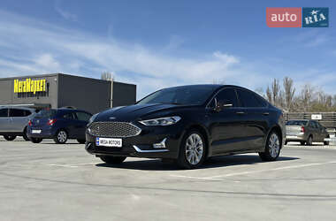 Седан Ford Fusion 2020 в 