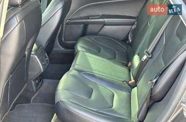 Седан Ford Fusion 2018 в 