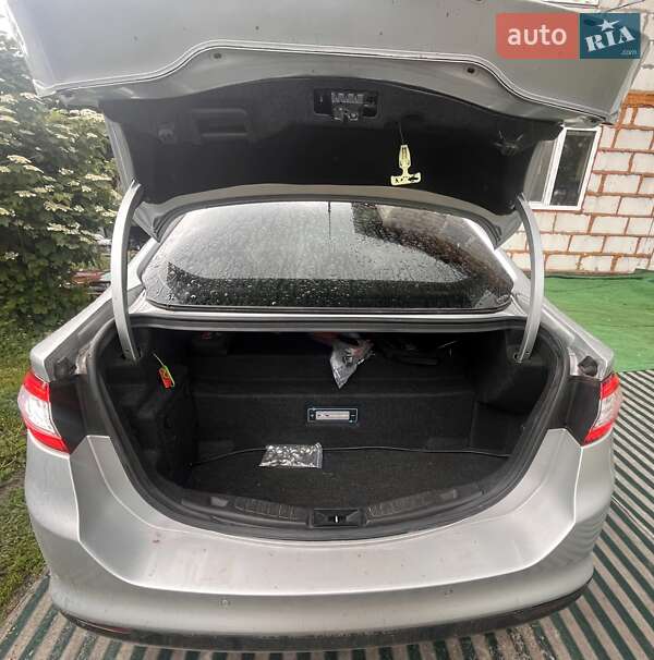 Седан Ford Fusion 2013 в Харькове фото 5 Седан Ford Fusion 2013 в Харькове