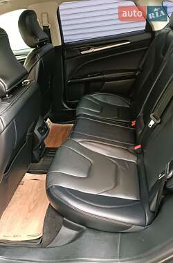 Седан Ford Fusion 2018 в 