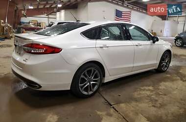 Седан Ford Fusion 2017 в 