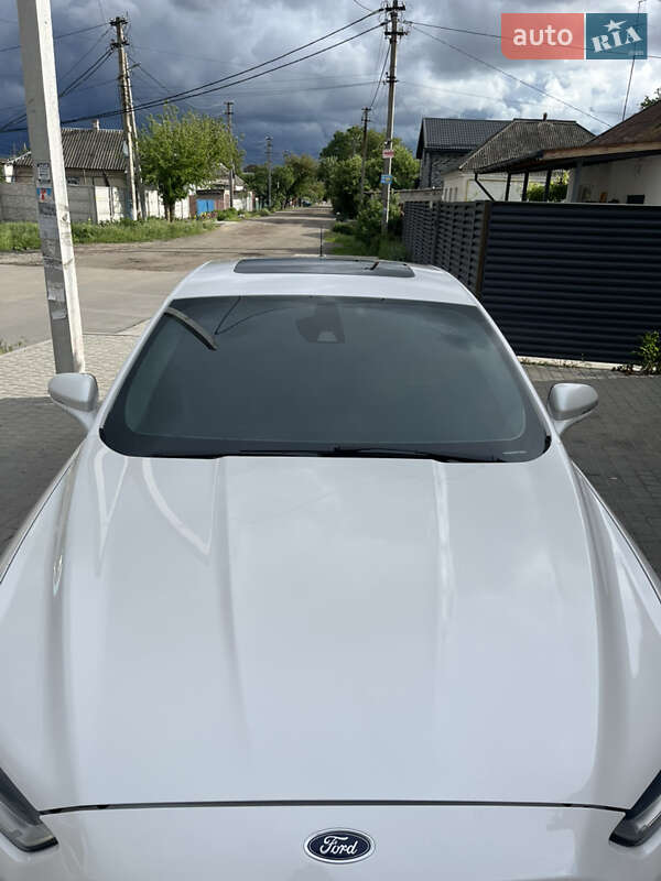 Седан Ford Fusion 2012 в Днепре