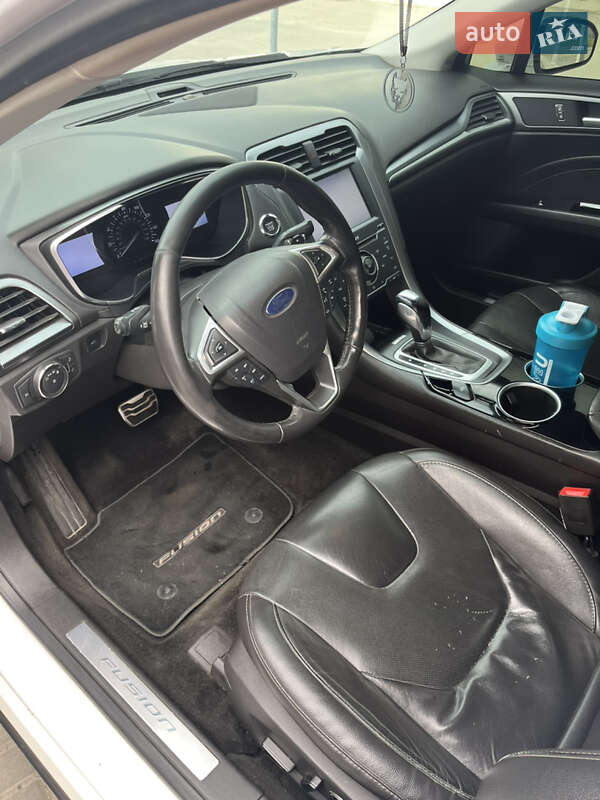 Седан Ford Fusion 2012 в Днепре