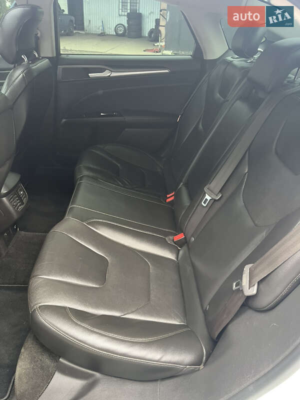 Седан Ford Fusion 2012 в Днепре