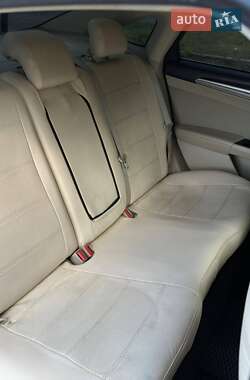 Седан Ford Fusion 2014 в 