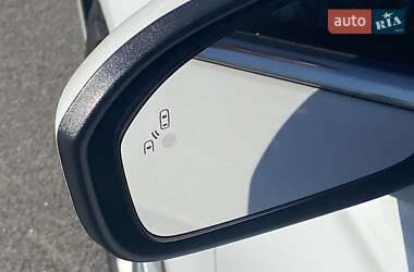 Седан Ford Fusion 2019 в 