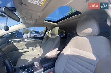 Седан Ford Fusion 2019 в 