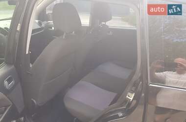 Хэтчбек Ford Fusion 2007 в 