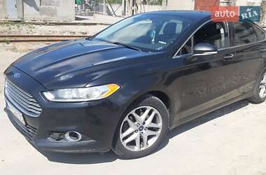 Седан Ford Fusion 2014 в 