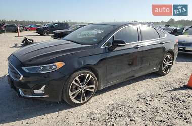 Ford Fusion 2019