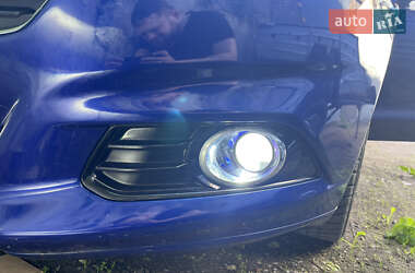 Седан Ford Fusion 2015 в 