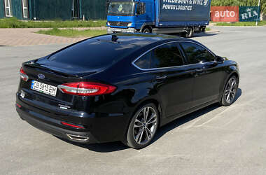 Седан Ford Fusion 2019 в 