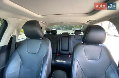 Седан Ford Fusion 2019 в 