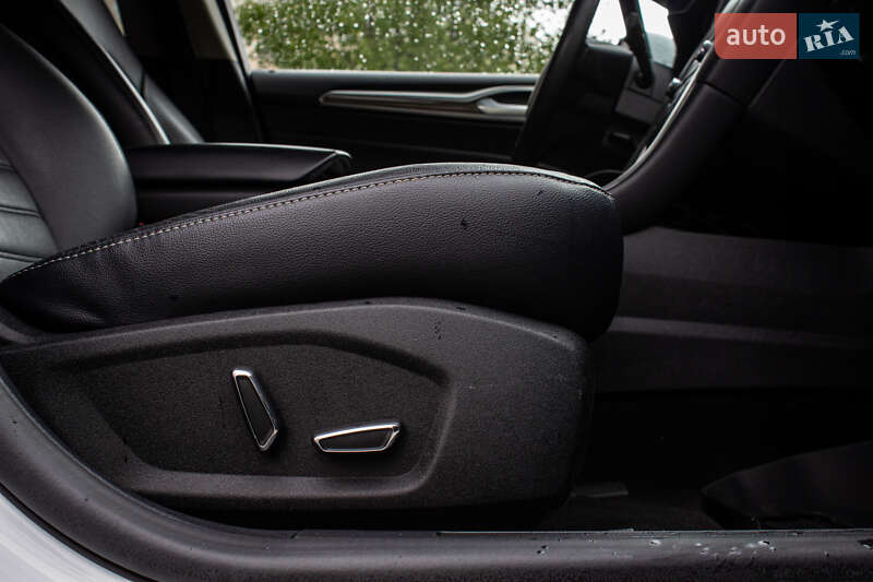 Седан Ford Fusion 2018 в Львове фото 49 Седан Ford Fusion 2018 в Львове