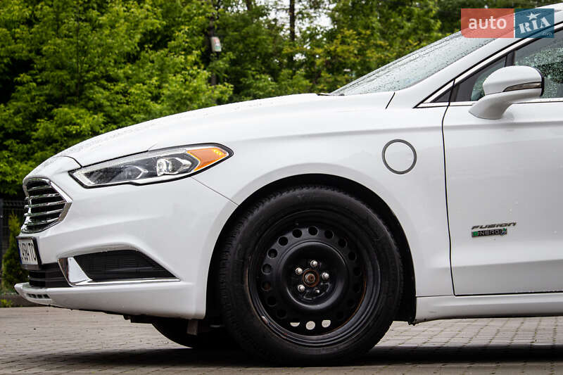 Седан Ford Fusion 2018 в Львове фото 10 Седан Ford Fusion 2018 в Львове