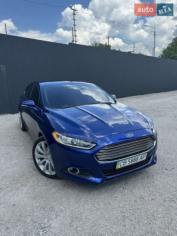 Седан Ford Fusion 2015 в 