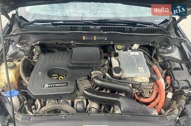 Седан Ford Fusion 2013 в 