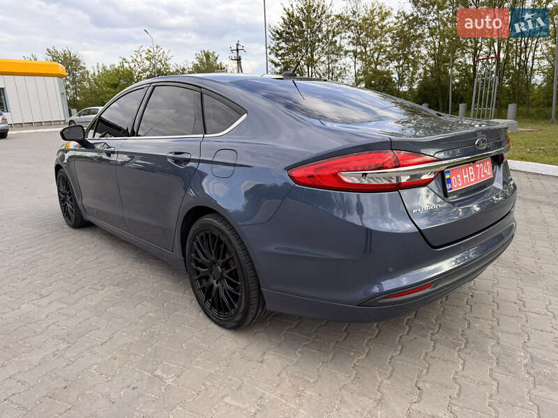 Седан Ford Fusion 2018 в Луцьку
