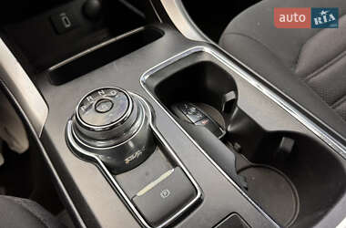 Седан Ford Fusion 2018 в 