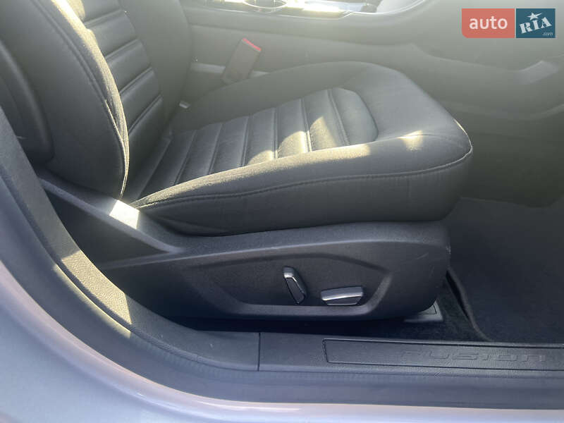 Седан Ford Fusion 2015 в Киеве