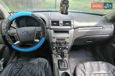 Седан Ford Fusion 2010 в 